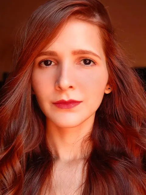 Retrato de Thays Soares